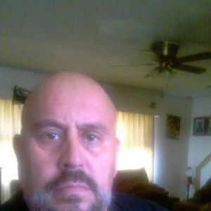 Meet your Posher, Efrain